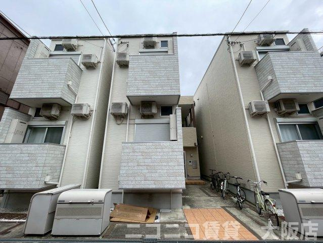 大阪市旭区大宮４丁目のアパートの外観