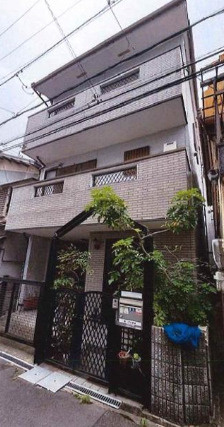 平池町　中古一戸建ての外観|新しい生活にいかがでしょうか？外観はお住まいの顔になります。こだわりたいポイントですね。外壁塗装や屋根塗装のご相談も承っております。
■現地内覧・資金計画相談・住宅ローン相談もお問合せ受付中■