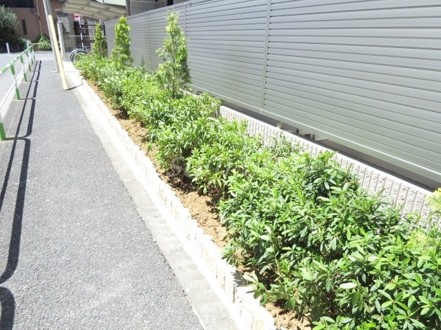 エヌ ヴィレッジのその他共用部分|屋根付き駐輪場です！