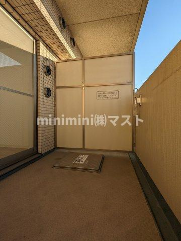 ジュネーゼグラン福島Ebieのバルコニー