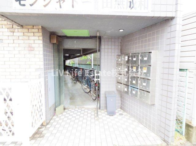 モンシャトー田無成和のエントランス