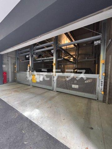 エスリード神戸三宮ヒルズの駐車場