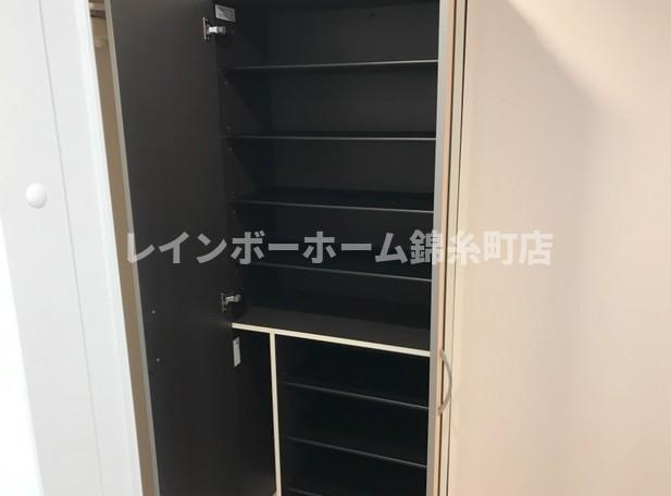 ラ・ベルメールのその他