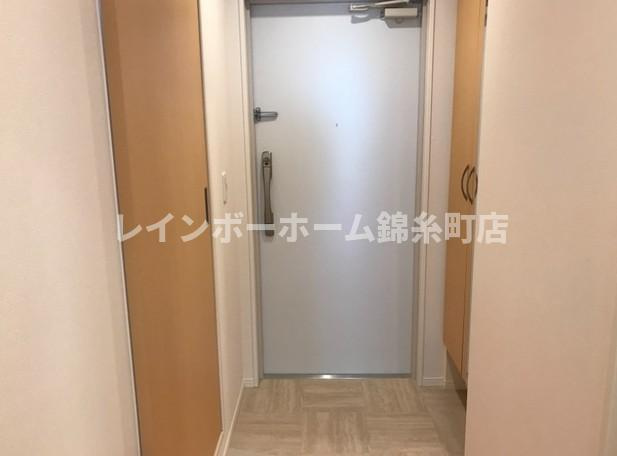 ラ・ベルメールの玄関