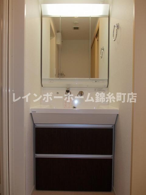 ポルカ　エランの独立洗面台