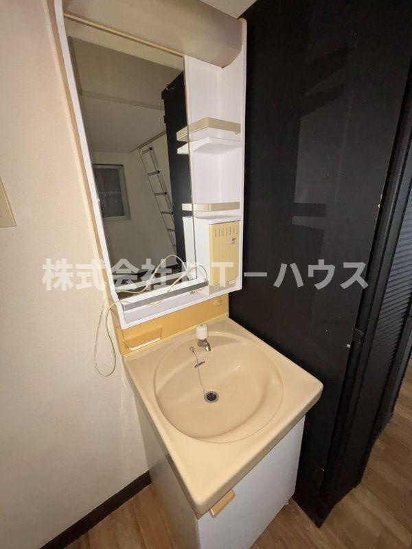 スタンザの独立洗面台