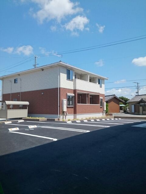 ステージ神原の駐車場