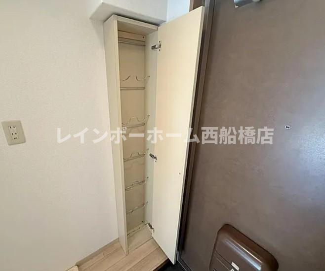 Dエスト東野の玄関