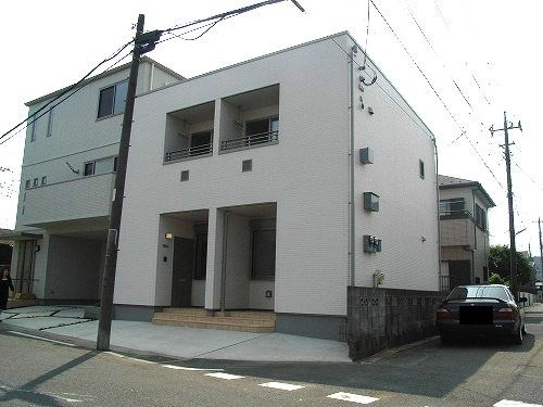 ベルファミーユ の外観