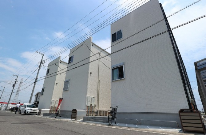  RIZEST　ルミエンの外観