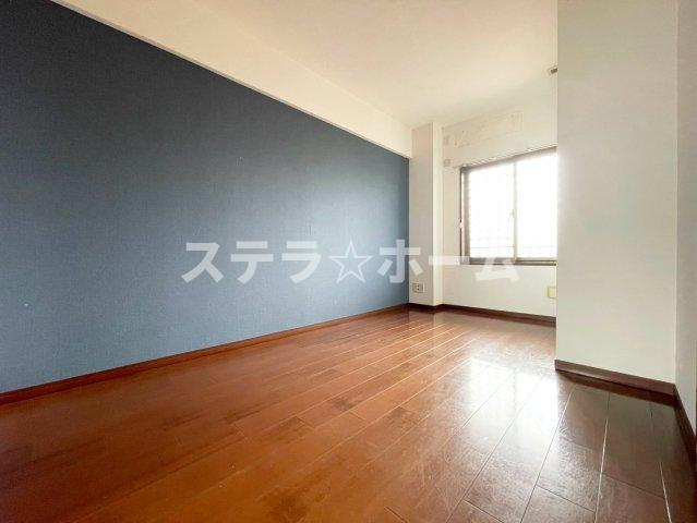 グランディア新森の洋室|コンパクトで使いやすい洋室です