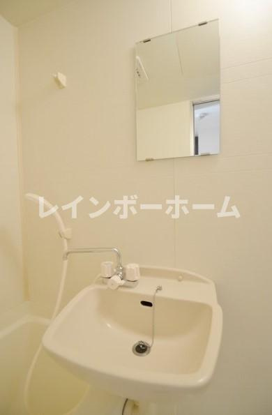 エレガンラルジュの洗面所