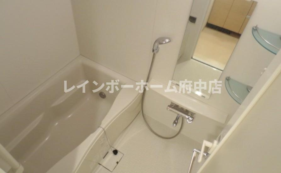 クリオコンフォート府中の浴室