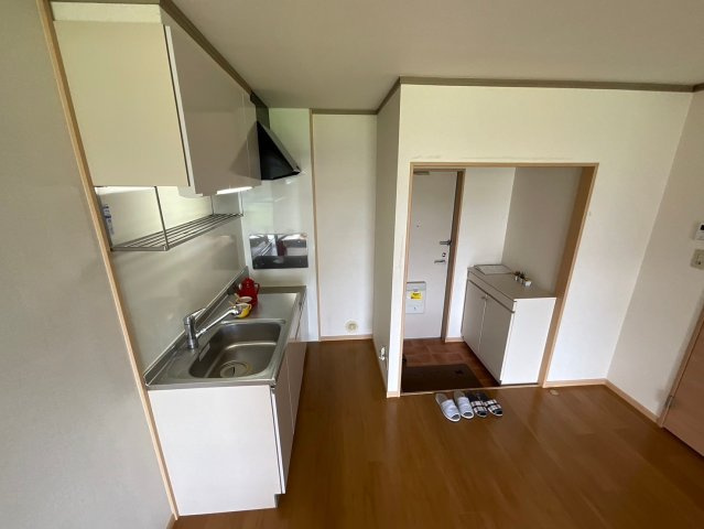 ジュネス廣町の玄関|※同タイプ別部屋のお写真です