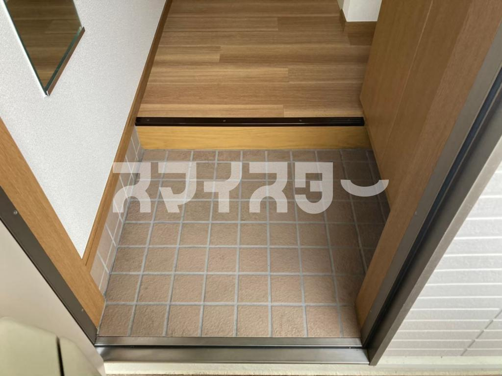 ガーネットの玄関