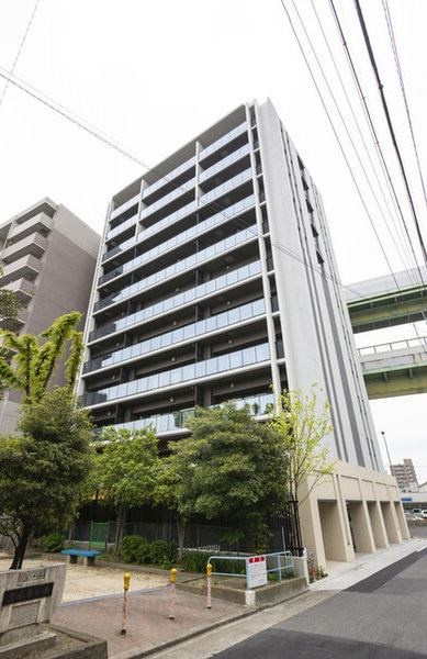 ジュネス清水の外観
