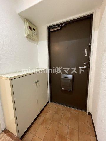 エクレール夕陽ヶ丘の玄関