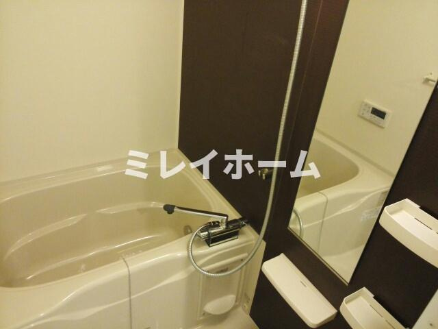 グランドラインⅢの浴室|同建物内、別のお部屋の参考写真になります。