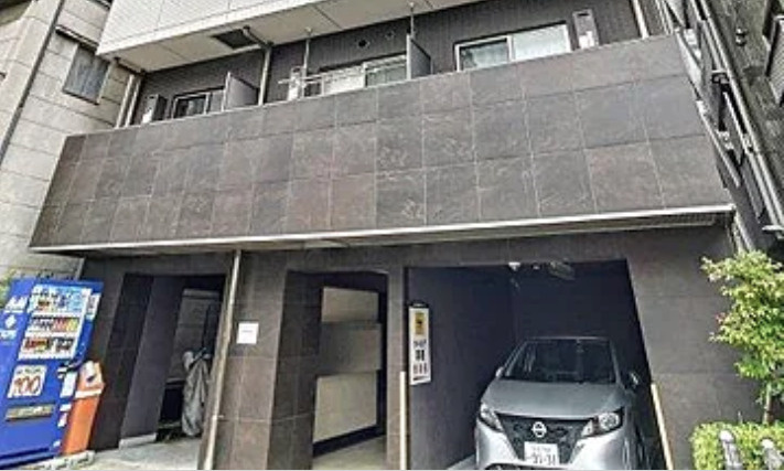 ガリシア新御徒町のエントランス