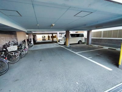 【駐車場】 | ハピネス2001