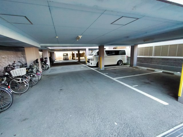 【駐車場】 | ハピネス2001