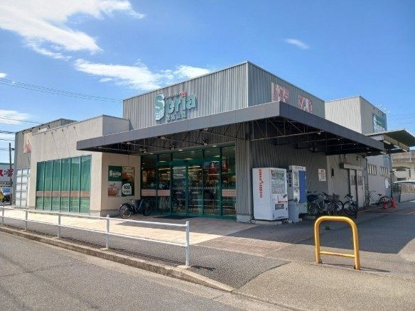 シャルール伏屋の周辺