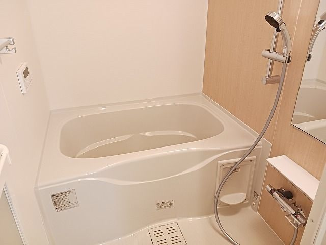 シャルール伏屋の浴室