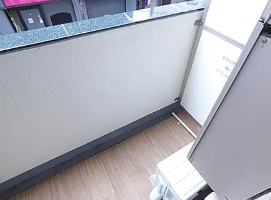 REXZY西川口AZ　Ⅳのバルコニー