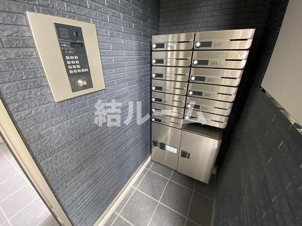 板橋区向原２丁目のアパートのエントランス