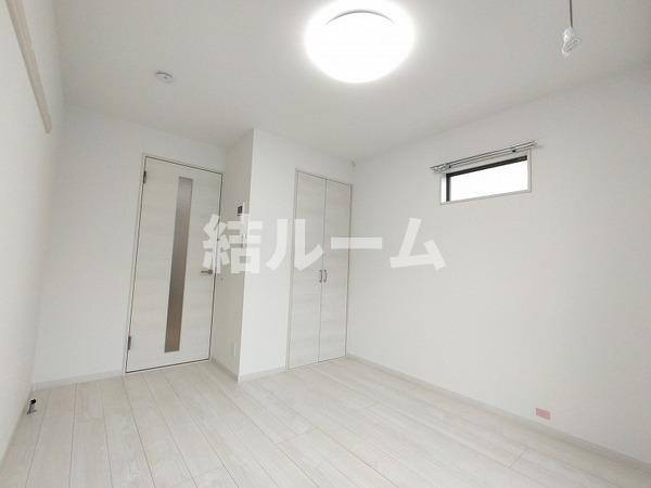 板橋区向原２丁目のアパートの居間・リビング
