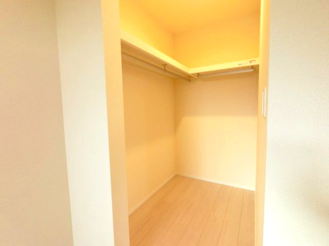 鳥栖市立石町　１号棟の収納|全居室収納有り♪