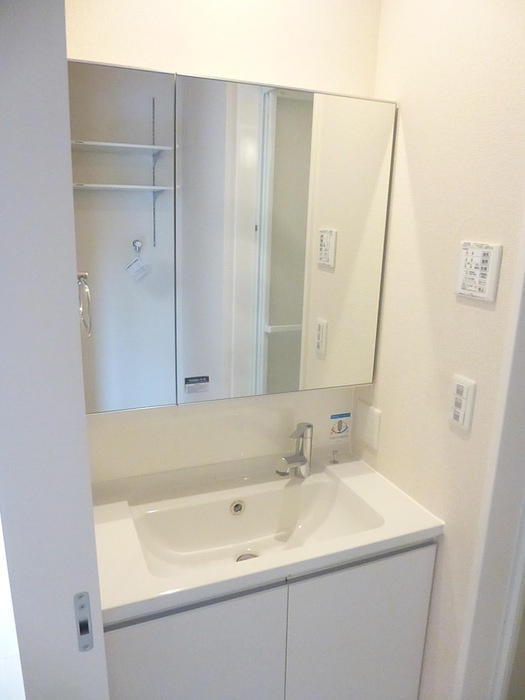 D-room宙の洗面所