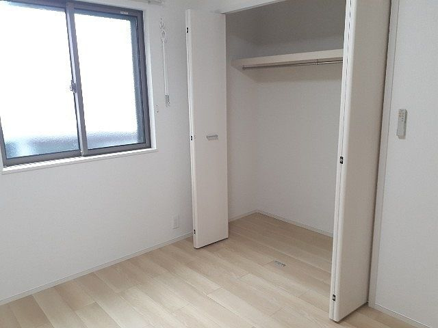 プレジールＳ岩塚の収納