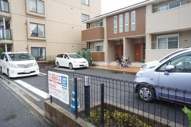 コズカ　パラッツオＡの駐車場