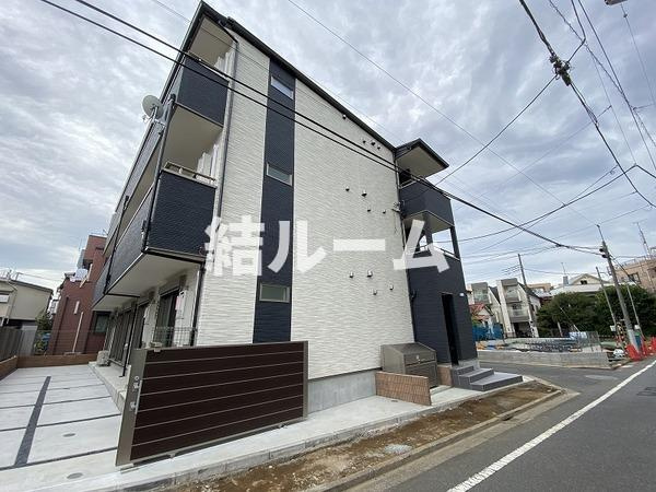 板橋区向原２丁目のアパートのエントランス