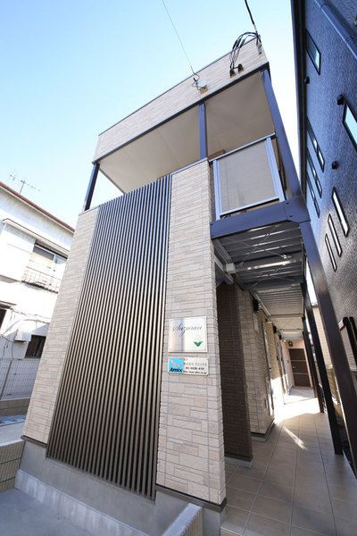 ＳＵＺＵＲＡＮの外観