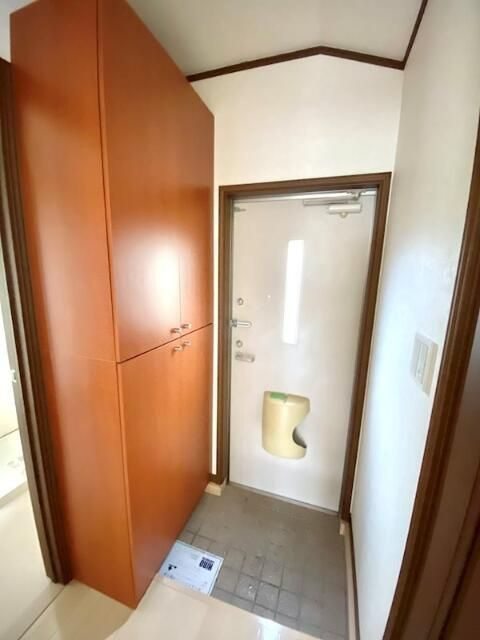 マスコットパレスの玄関