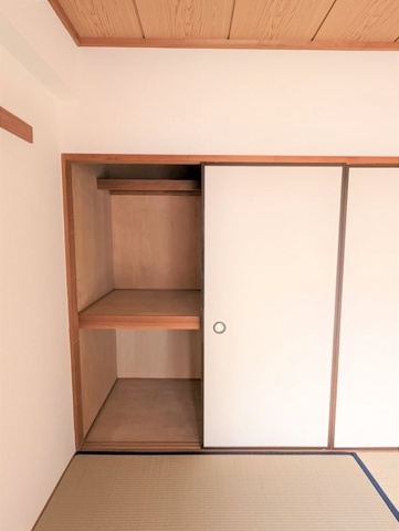 調布市布田１丁目の賃貸マンションの和室