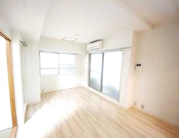 調布市布田１丁目の賃貸マンションの居間・リビング|他室参考写真