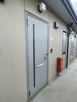 【玄関】 | フルハウス友常