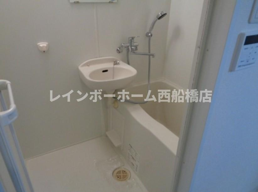 本八幡レジデンスの浴室