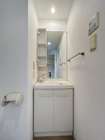 【洗面所】スカイコートルーベンス西早稲田 