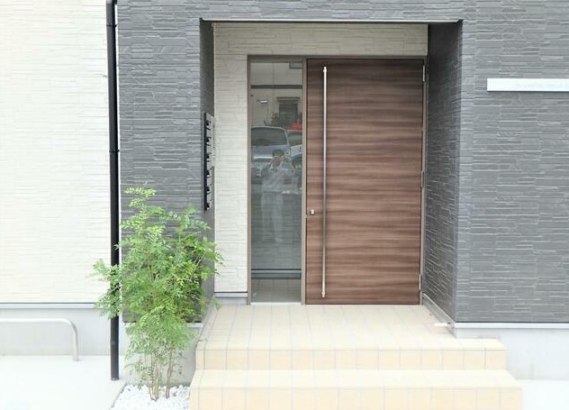 ＧＲＡＮＤＴＩＣ　ＰＲＩＭＥ　狭山のエントランス