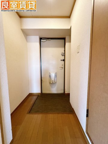【玄関】 | サンライズ八熊