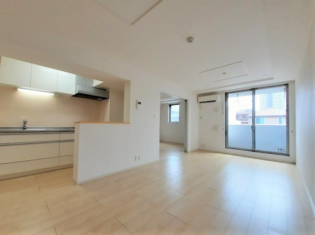 藤沢市湘南台４丁目の賃貸マンションの居間・リビング