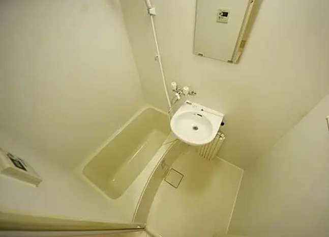 調布市布田１丁目の賃貸マンションの浴室|他室参考写真