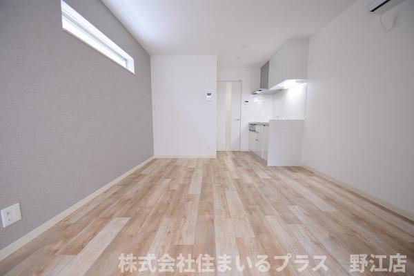 ラモーナ諸口の居間・リビング