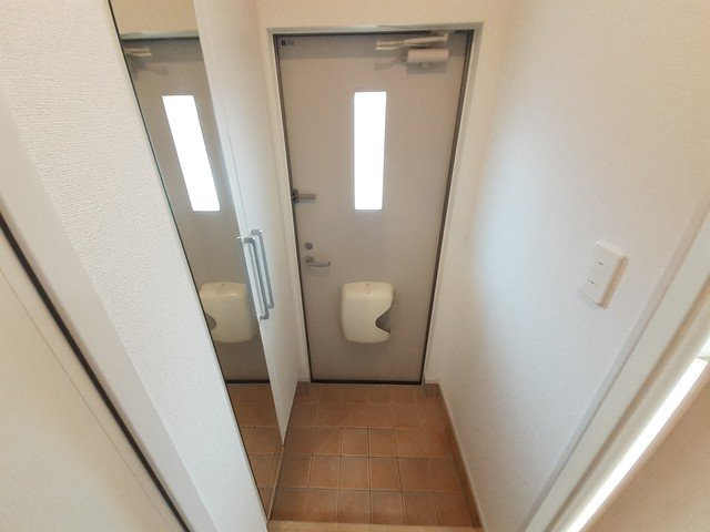 グレイシャスの玄関