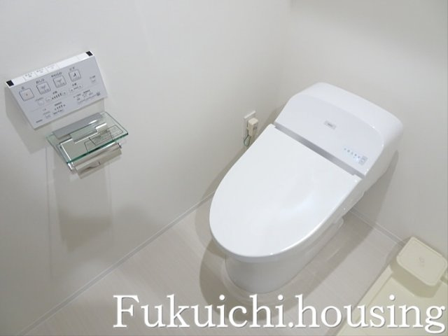 ラペルラ世田谷赤堤のトイレ