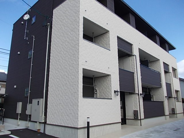 ＵＨ長栄の外観